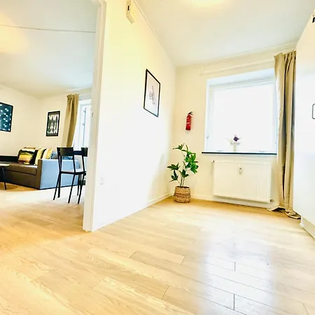 Aday - Solsortvej 3 Randers